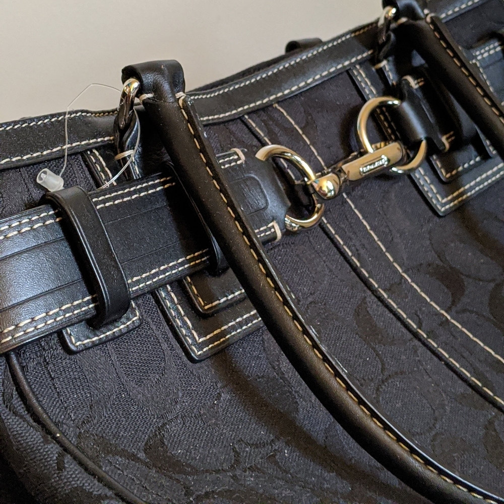 🆕 Coach Signature Hampton Black 10246 Satchel Purse Shoulder Bag Tote - Picture 2 of 15